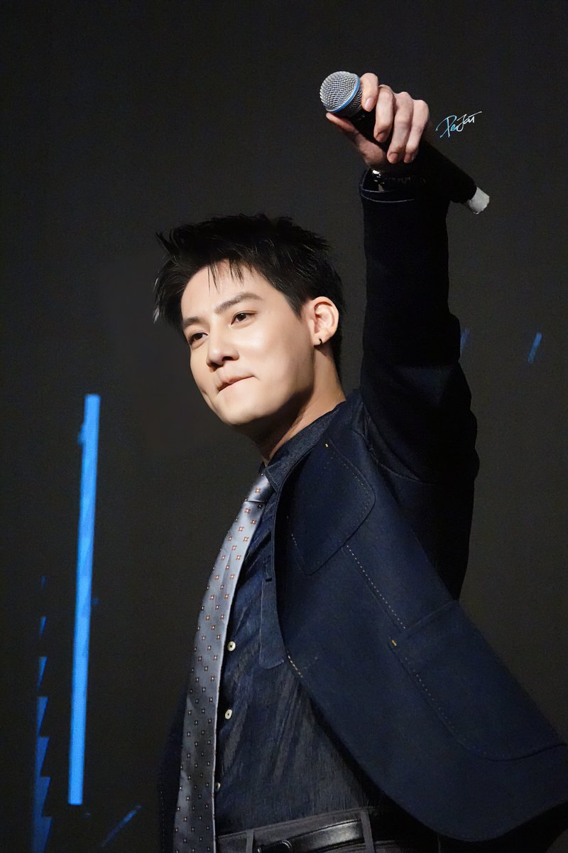 PeJaiIsNotThai's tweet photo. 20260318
Caught in the spotlight vibe 🪩
SAILUB PON FRIENDS OF TH IN HK
#FriendsofthailandxSailubPon
#Friendsofthailand #TBLC
#SailubPon #SpySailub #PonThanapon
@spy_hemmawich @T_Aiemkumchai https://t.co/r5OzTUAbLN