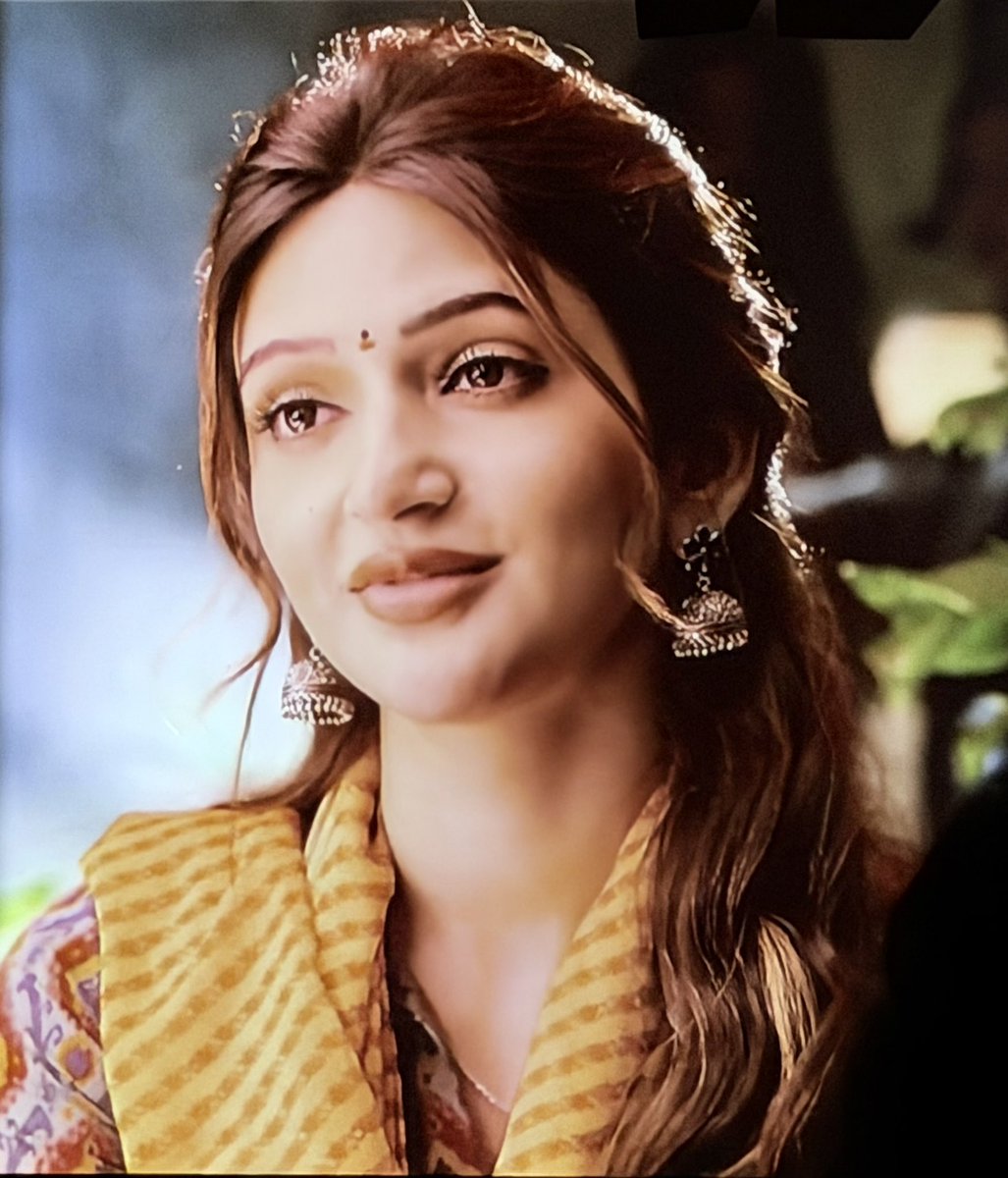 devipriya tweet media