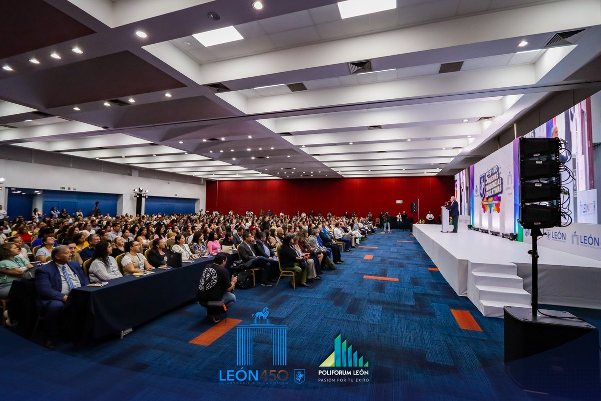 Poliforum León tweet media