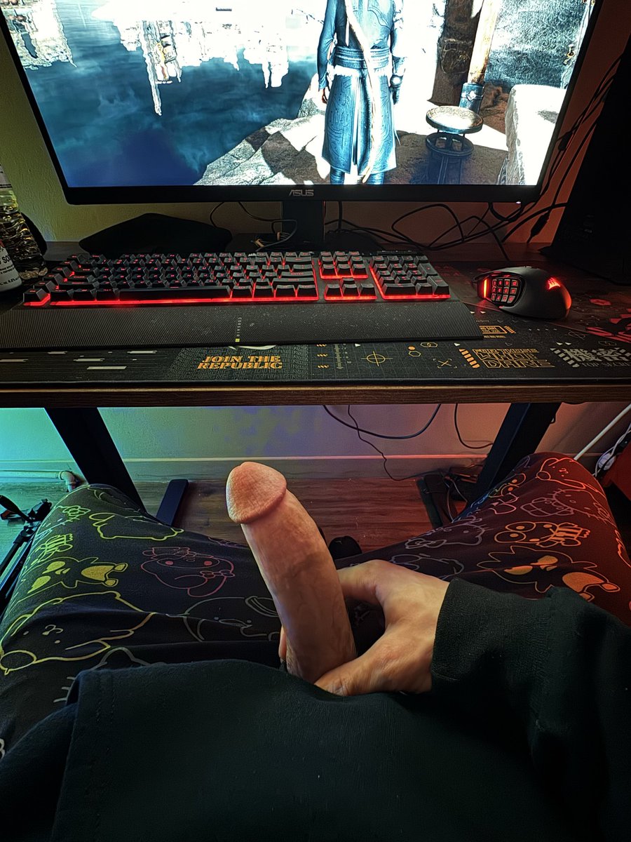 Mister J tweet media