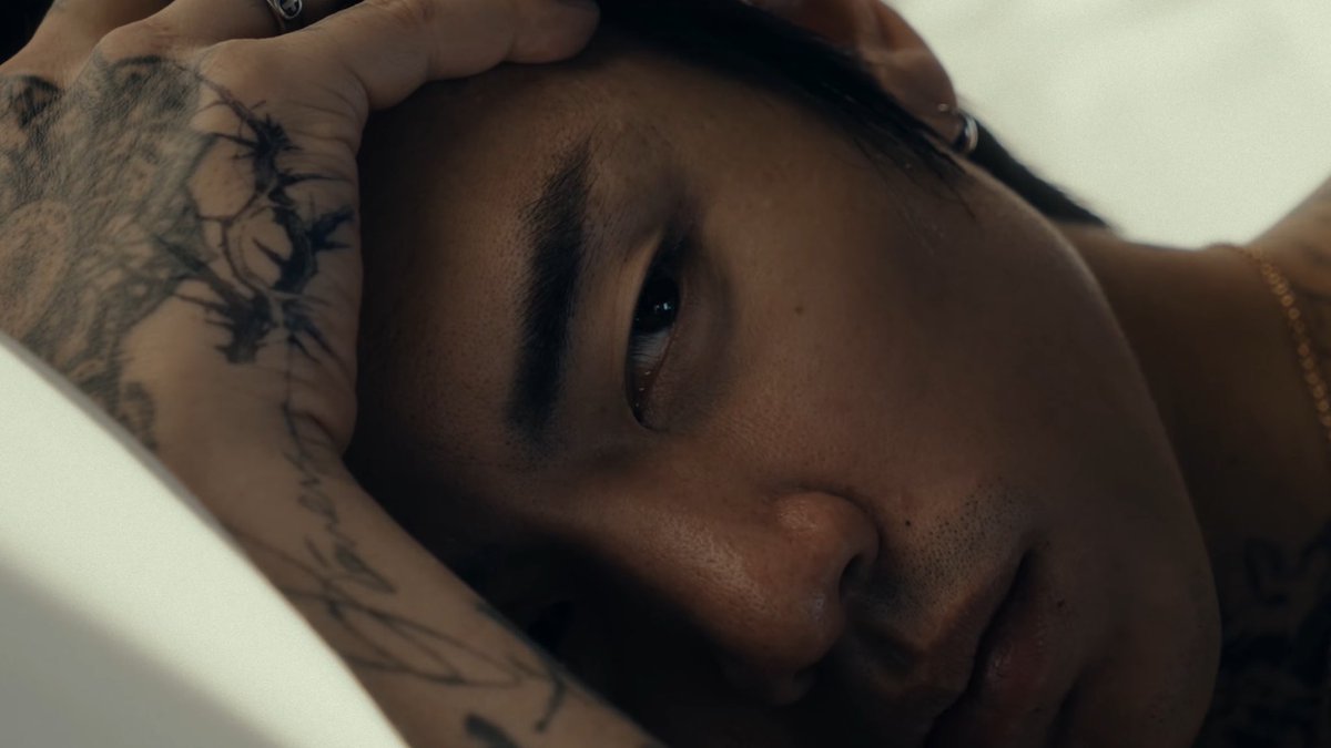 𝔞𝔯𝔬🕷️𝔦𝔰 𝔦𝔫 𝔞𝔳𝔞𝔩𝔬𝔫 tweet media