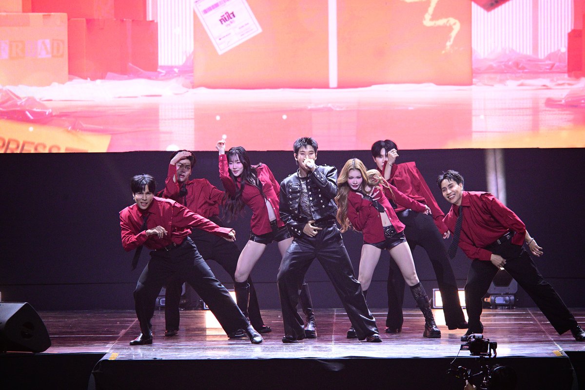 The Guitar Mag tweet media