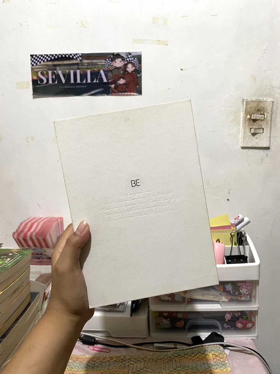 GGUKMYSTAR's tweet photo. BTS "BE DELUXED EDITION" OFFICIAL ALBUM

✅ with issue
✅ with minimal dumi sa front cover and spine
✅ complete set with official photocards and postcards 

PRICE: 1,599 https://t.co/bH9AWd4iTK