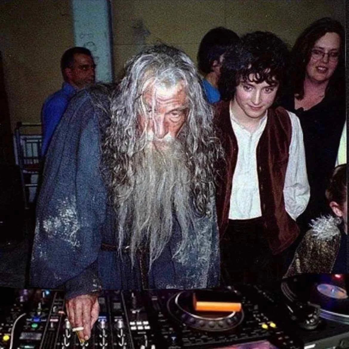 Jonathan Simcoe tweet media