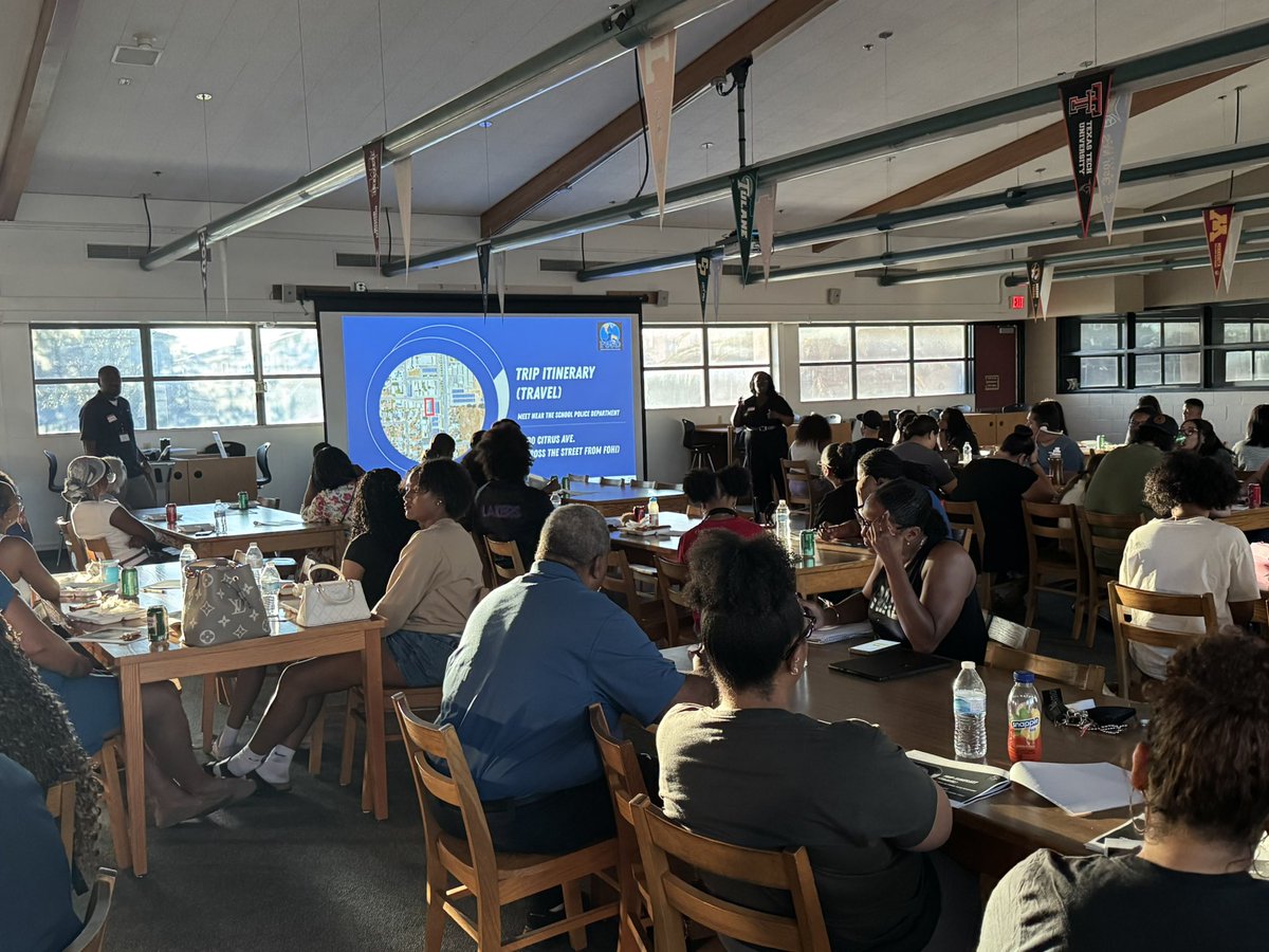 Dr. Christopher Hollister tweet media