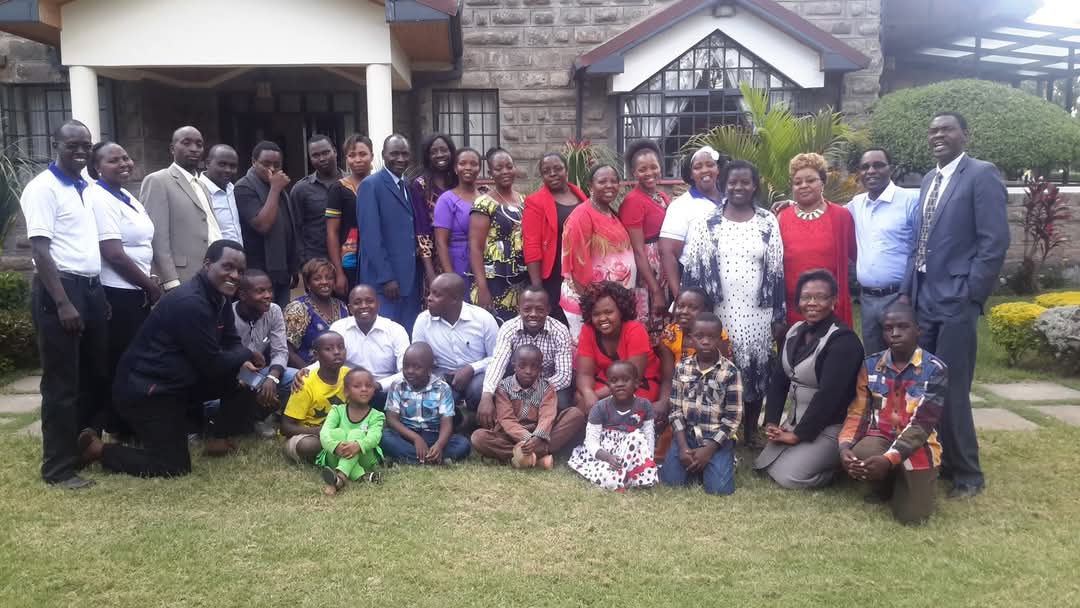 A throwback #tbt of Nakuru GCI Rapid Church Planting Strategy RCPS members together with friends on site in Nakuru County.

GCI member are you involved in the activities of your County RCPS group? More details: +254725255941

#rapidchurchplantingstrategy
#Nakuru
#Ngata