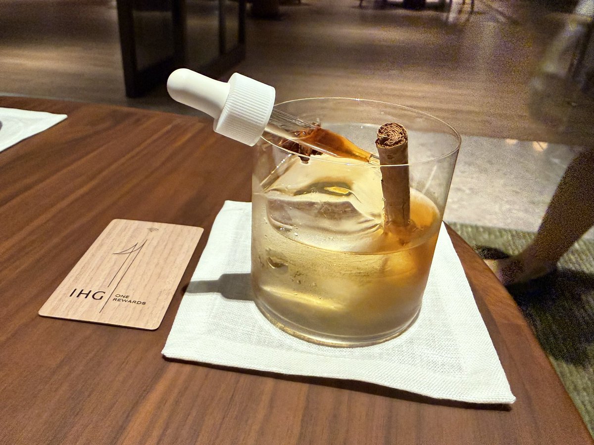 ninbunjah26's tweet photo. ①サゼラック北海道×沖組
¥2,400
②イノベーティブフォションド
¥2,400
#IHG #札幌 #norva https://t.co/uQkKU3jPbG