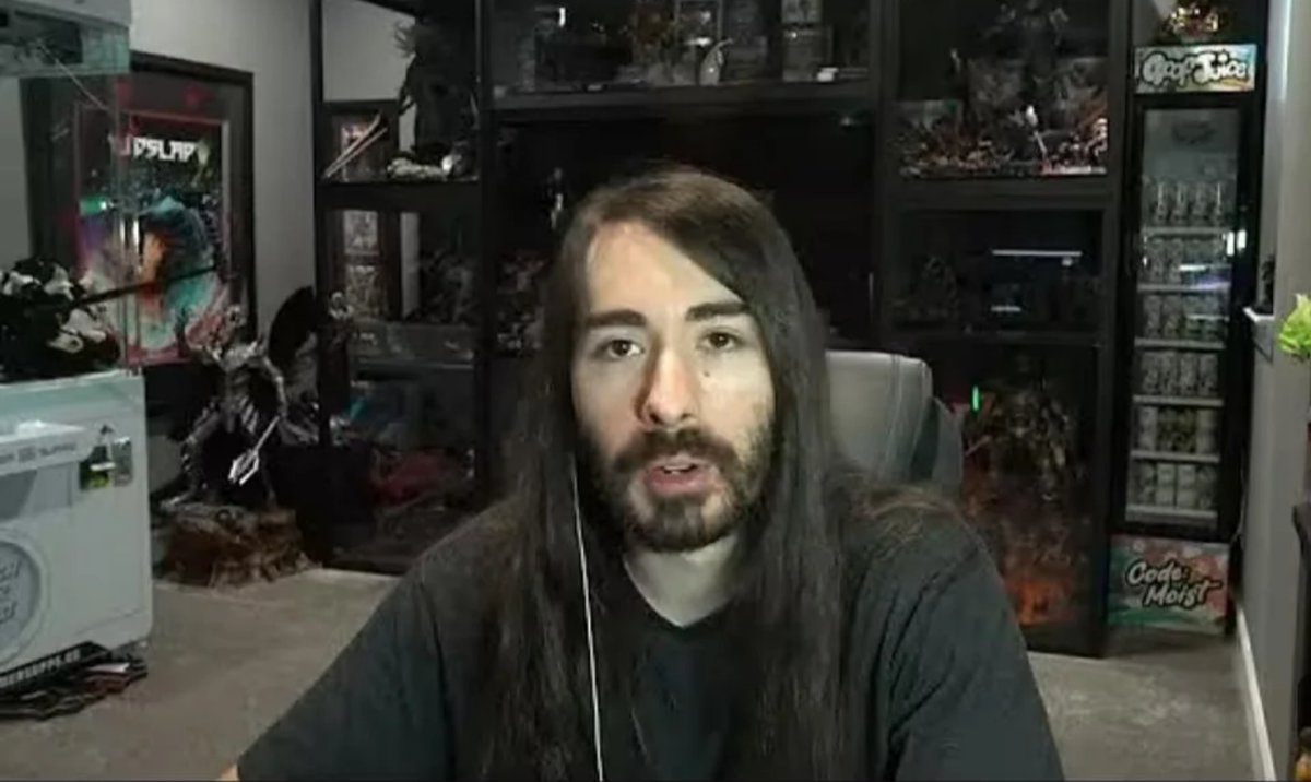 TheDarkVoid tweet media