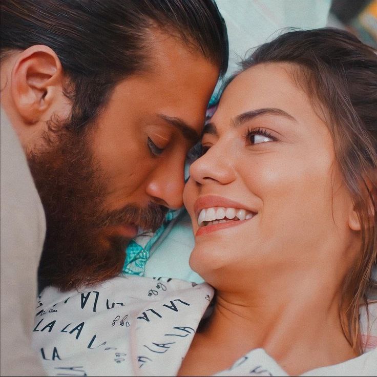 Un'attesa non è mai una perdita di tempo. Ne vale la pena l'attesa
quando si ama veramente una persona.
(Antonia Gravina)
Günaydın kızlar 🫶🏼🦋
#CANEDEMETUNICAVERAREALTA ❤️‍🔥❤️‍🔥