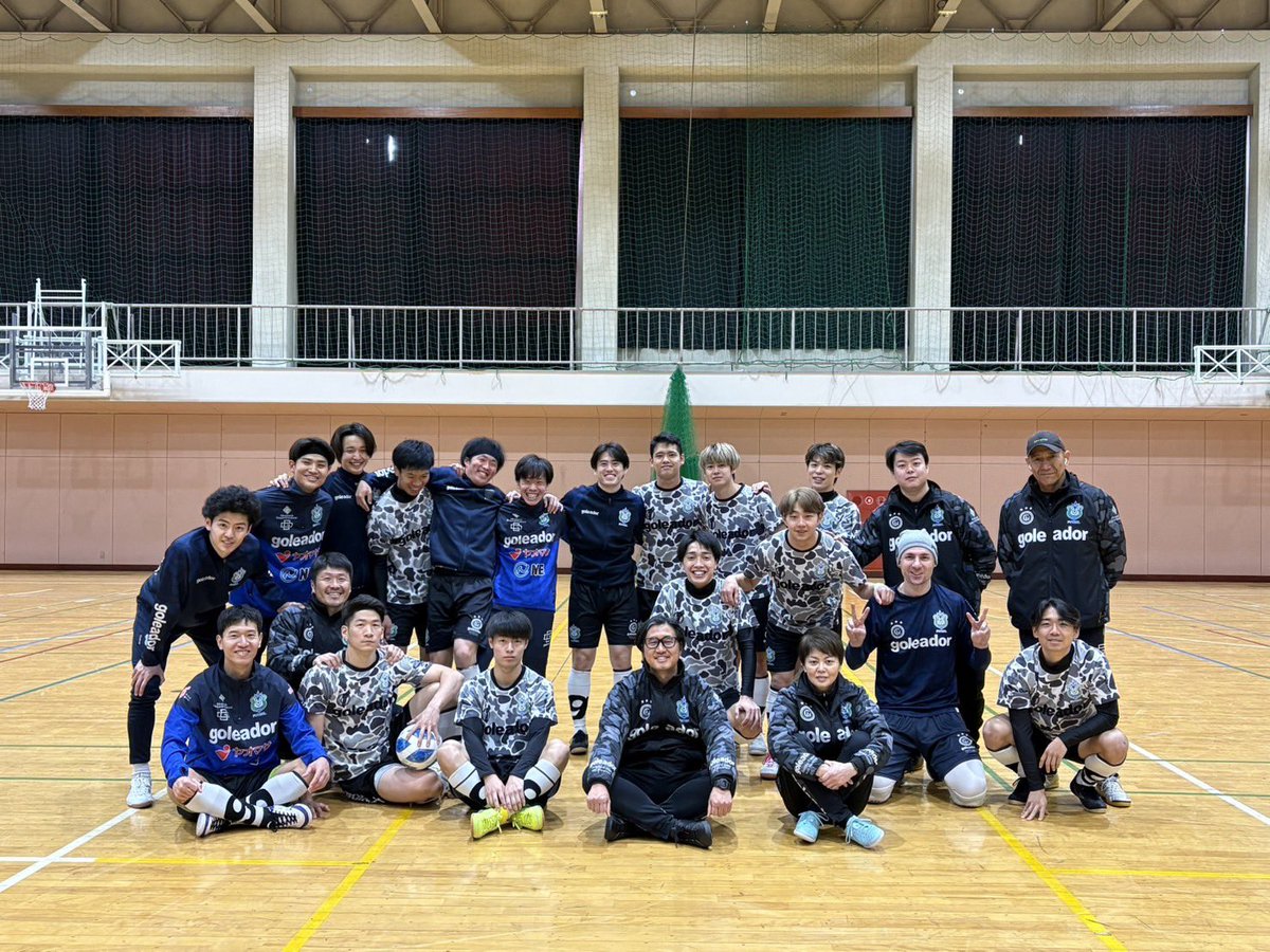 Last training of the 2025-26 season

負けた時点でシーズン終了
一戦必勝であと３つ

総力戦で戦いましょう！！

#bellmare_F
#全日本フットサル選手権