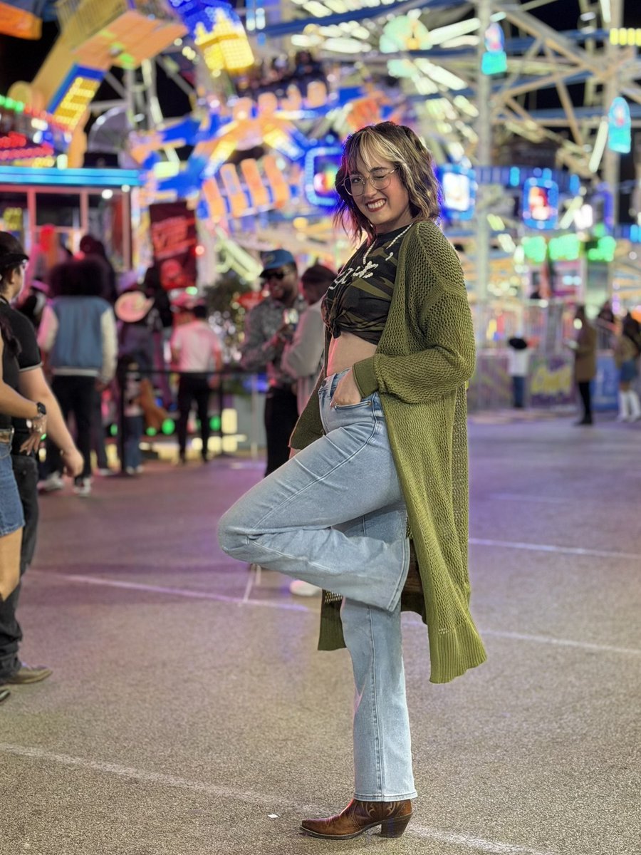 Emily Stanley / Princessandthepistol tweet media