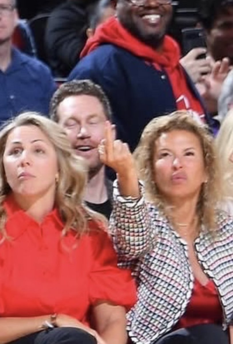 Van 🇵🇸 tweet media