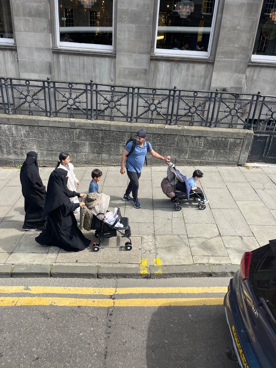 Cap’n Jimbo tweet media