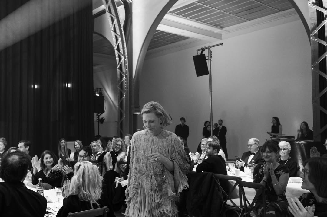 FanBlanchettCom's tweet photo. “Art is in constant dialogue with the eyes and souls of the people who perceive it, discuss it, remember it, who are influenced by it, who are enchanted by it, and who rebel against it. We cannot turn off art. We cannot silence art.”

Cate Blanchett at Hamburger Bahnhof Gala https://t.co/ALxEVEBKy5