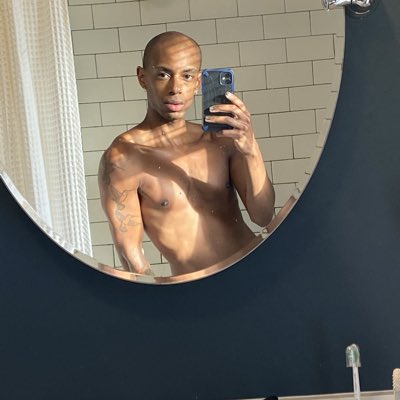 Quentina tweet media