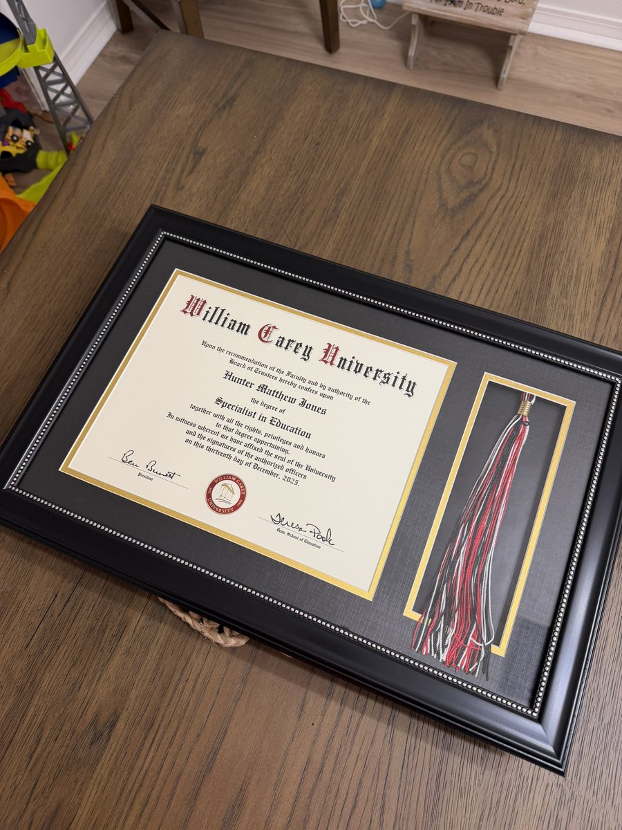 Hunter Jones tweet media