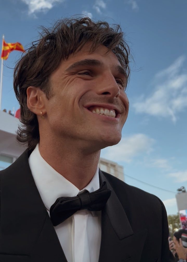 iris IS SEEING DJO tweet media