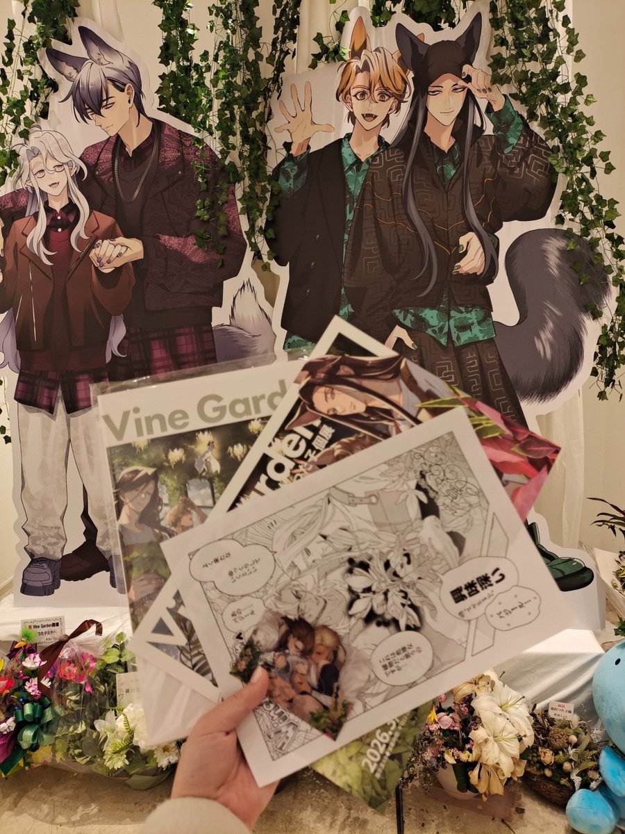 mgf_echo's tweet photo. 3.18蔓沢先生の個展に行ってきました✨ じっくり2周しちゃうくらい最高でした…！ 
画集とランダムカードもGETして、まさかの一発で欲しかった子を引けて大勝利🥺❤️
本当に心から見に行ってほしいです！❤️❤️❤️
#蔓沢つた子 #蔓沢つた子個展 https://t.co/u5m3k04ygJ