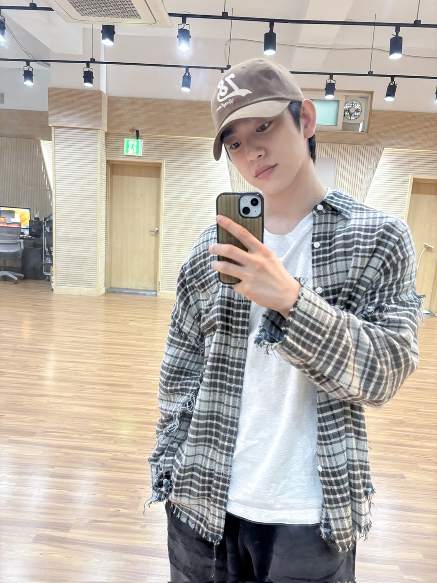 Jinyoung Voting Team tweet media