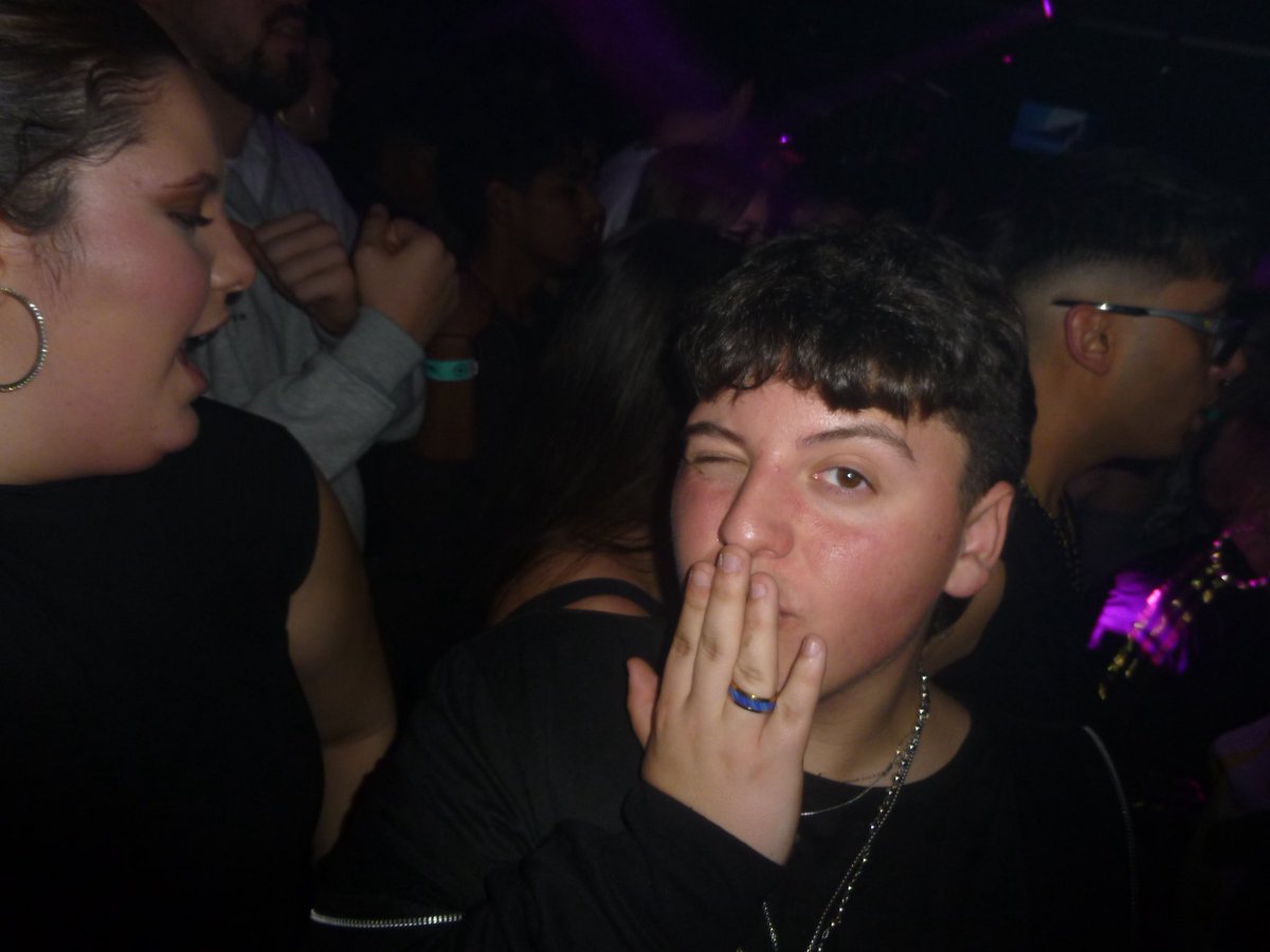 ɓïŋārəsṭ | LUX † tweet media