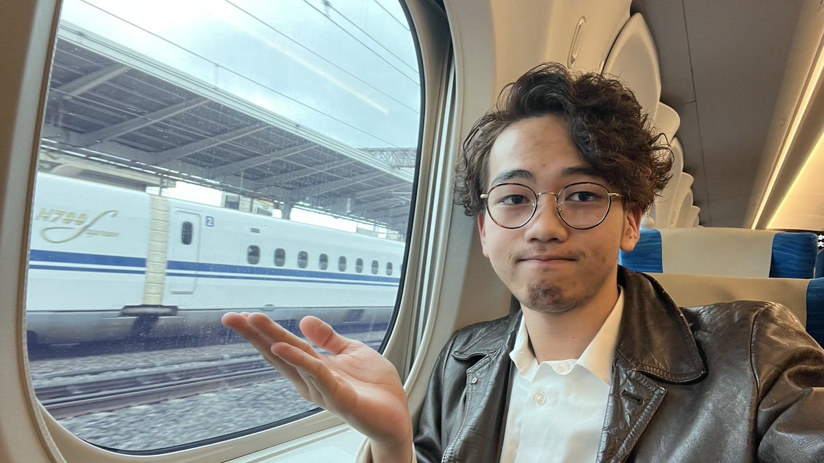 サラマン tweet media