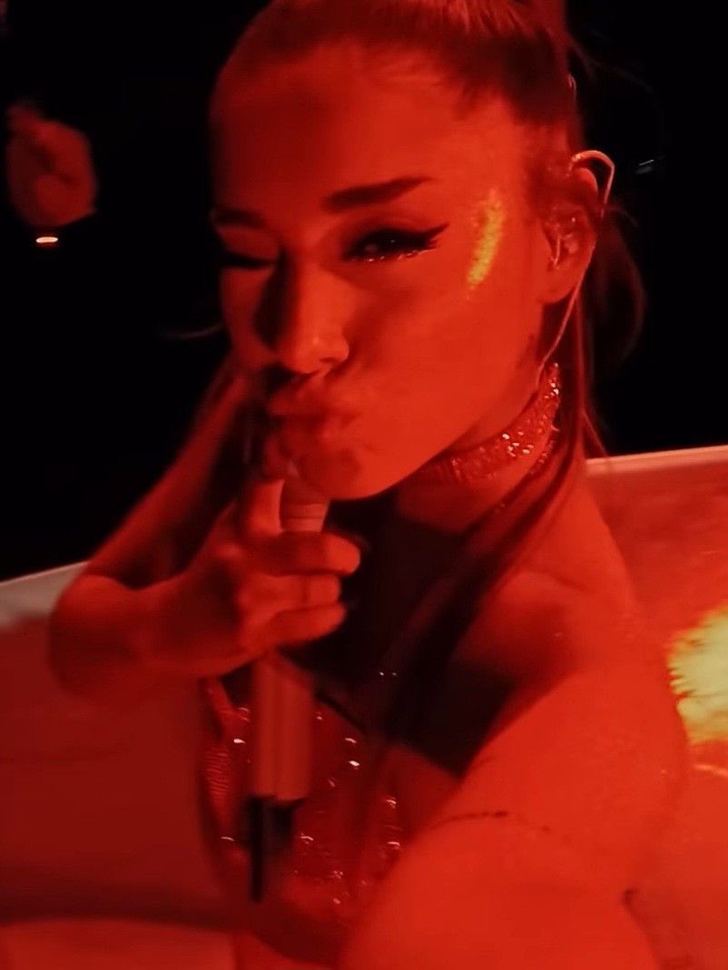 claire🫧 tweet media