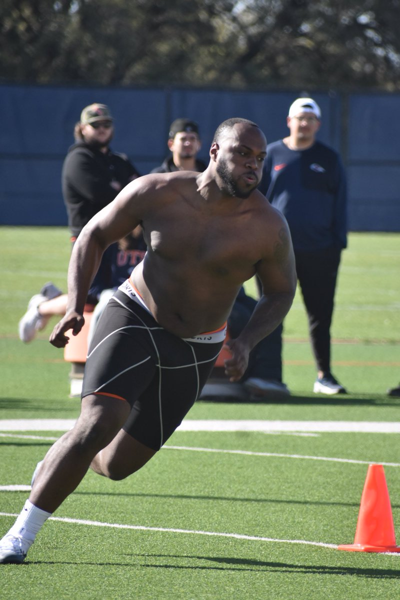 theJJPerez's tweet photo. OL Kamar Missouri at UTSA Pro Day https://t.co/h1IsGdl615