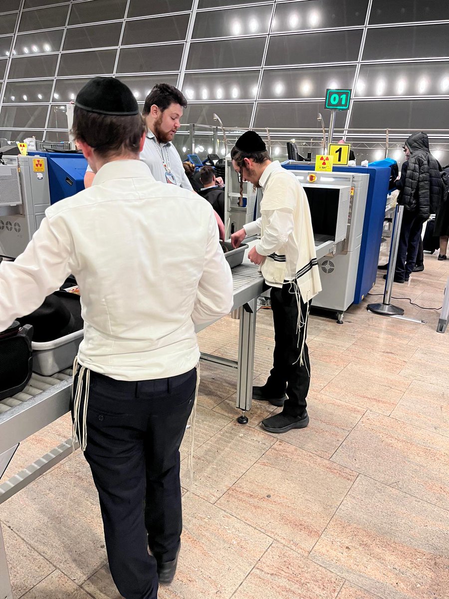 Rotem Sivan tweet media