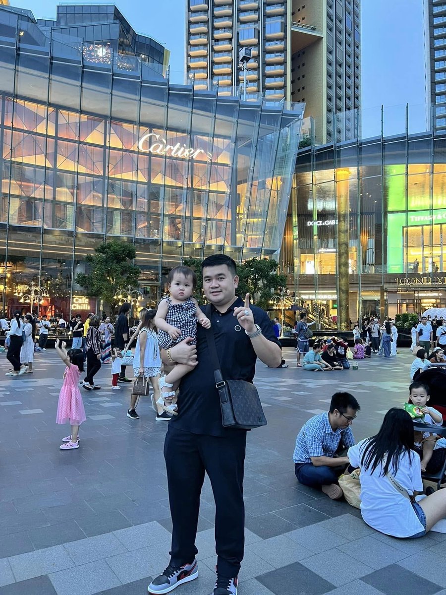 heyboy565's tweet photo. พาครอบครัวเที่ยวครับ 🥰 🙎🏻🙎🏻👧🏻🙎🏻 https://t.co/aEsbK3Pj4i