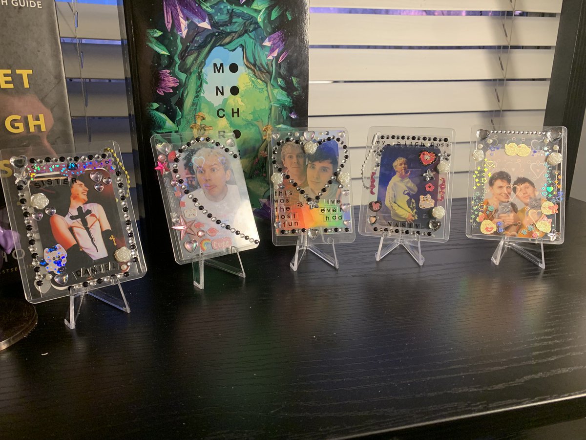 isa (*´ω｀*) tweet media