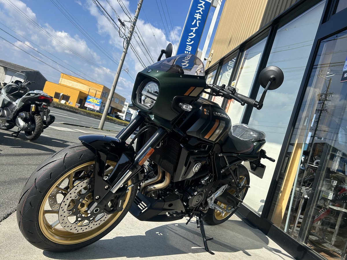 autoplazadream's tweet photo. GSX-8TT 試乗車ご準備出来ました💮
是非跨って、可能なら乗って下さい😊
きっとご満足いただける車だと思います！
ご予約お待ちしております😘 https://t.co/iwtourgnxu