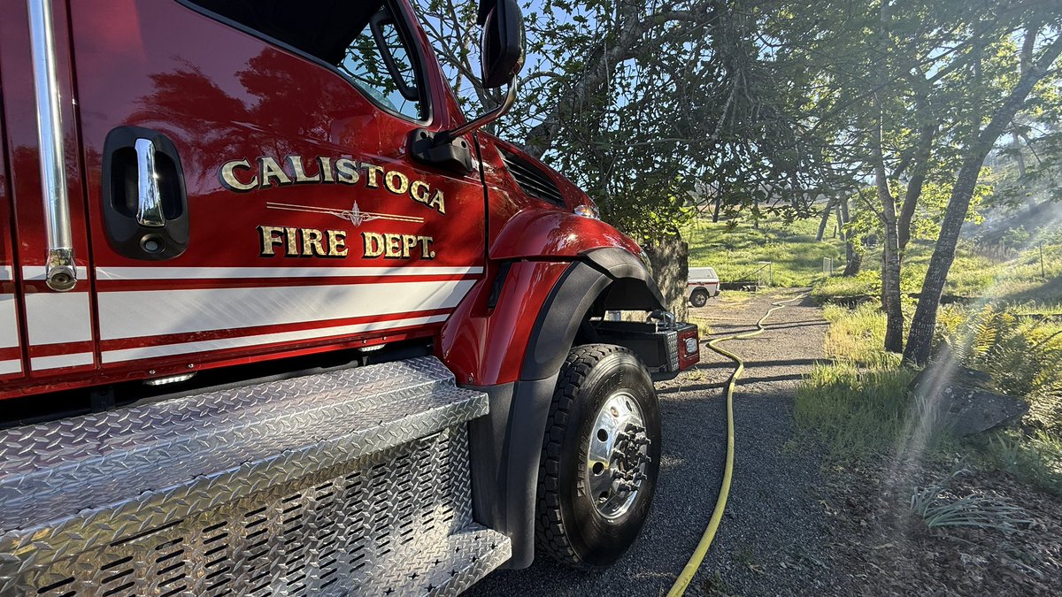 CALFIRELNU's tweet image. #CastleFire - FINAL UPDATE -

The fire is approximately 0.15 acres, and is controlled. All resources have been released from the incident. 

CAL FIRE/Napa County Fire would like to thank our partners at Calistoga Fire Department for their quick response and assistance on this