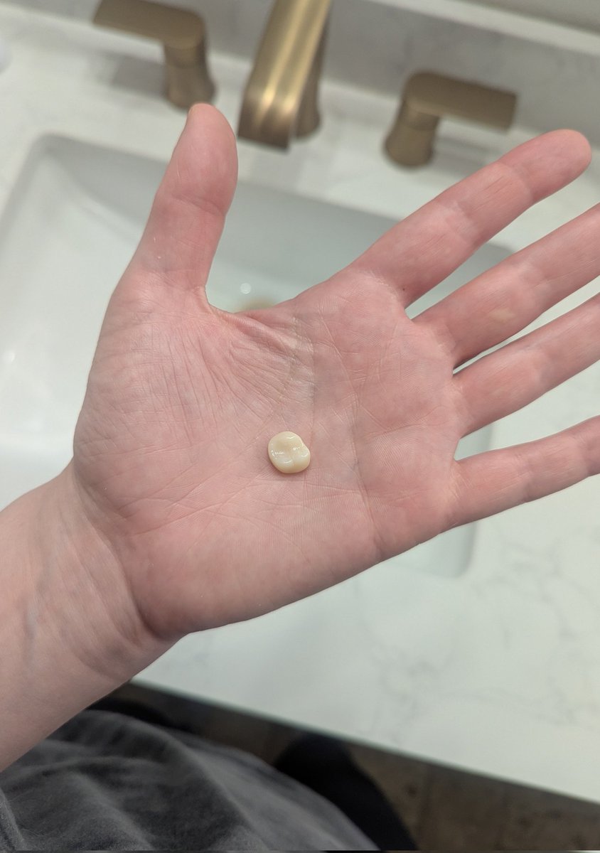 Nyanus 😻🍷 tweet media