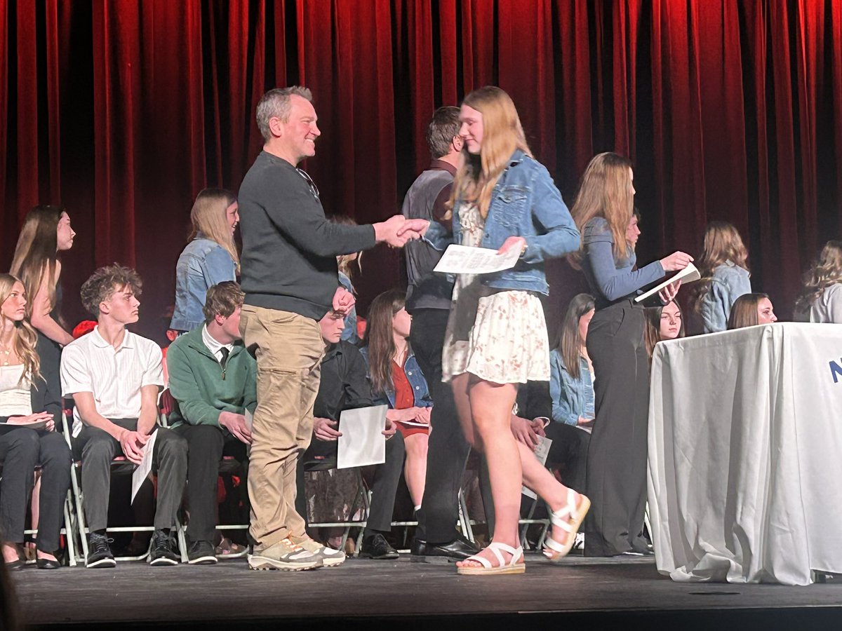 Ciara Hage tweet media