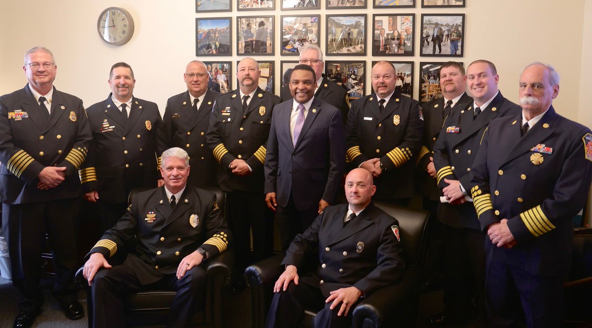 Congressman Don Davis tweet media