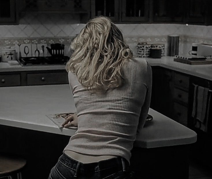  𝐩𝐚𝐠𝐞. tweet media