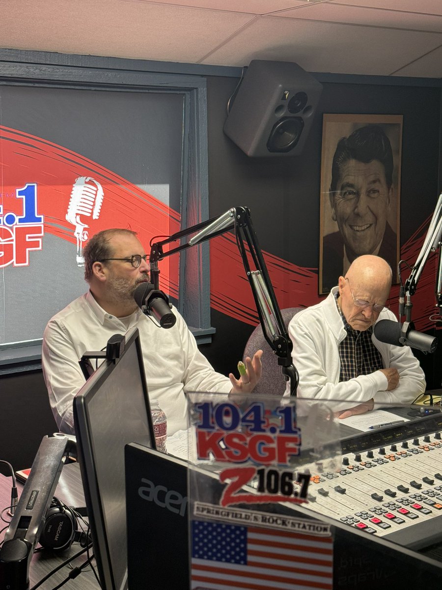 Sidelines-Missouri State tweet media