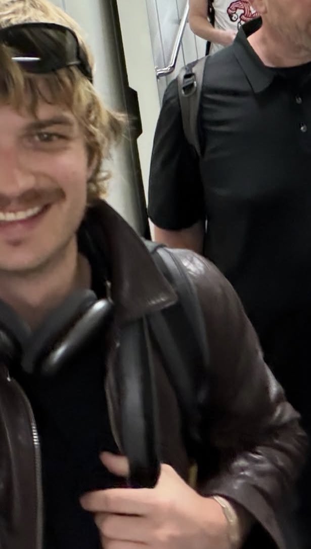 Luxi 🦇✨ tweet media