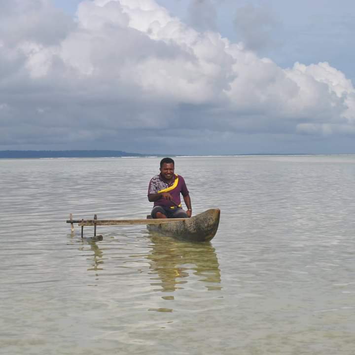 FxRumere's tweet photo. Perahu ku kecil, lautnya luas dan ombaknya besar tapi Tuhan ku lebih besar. https://t.co/h9ij2J9Ifu