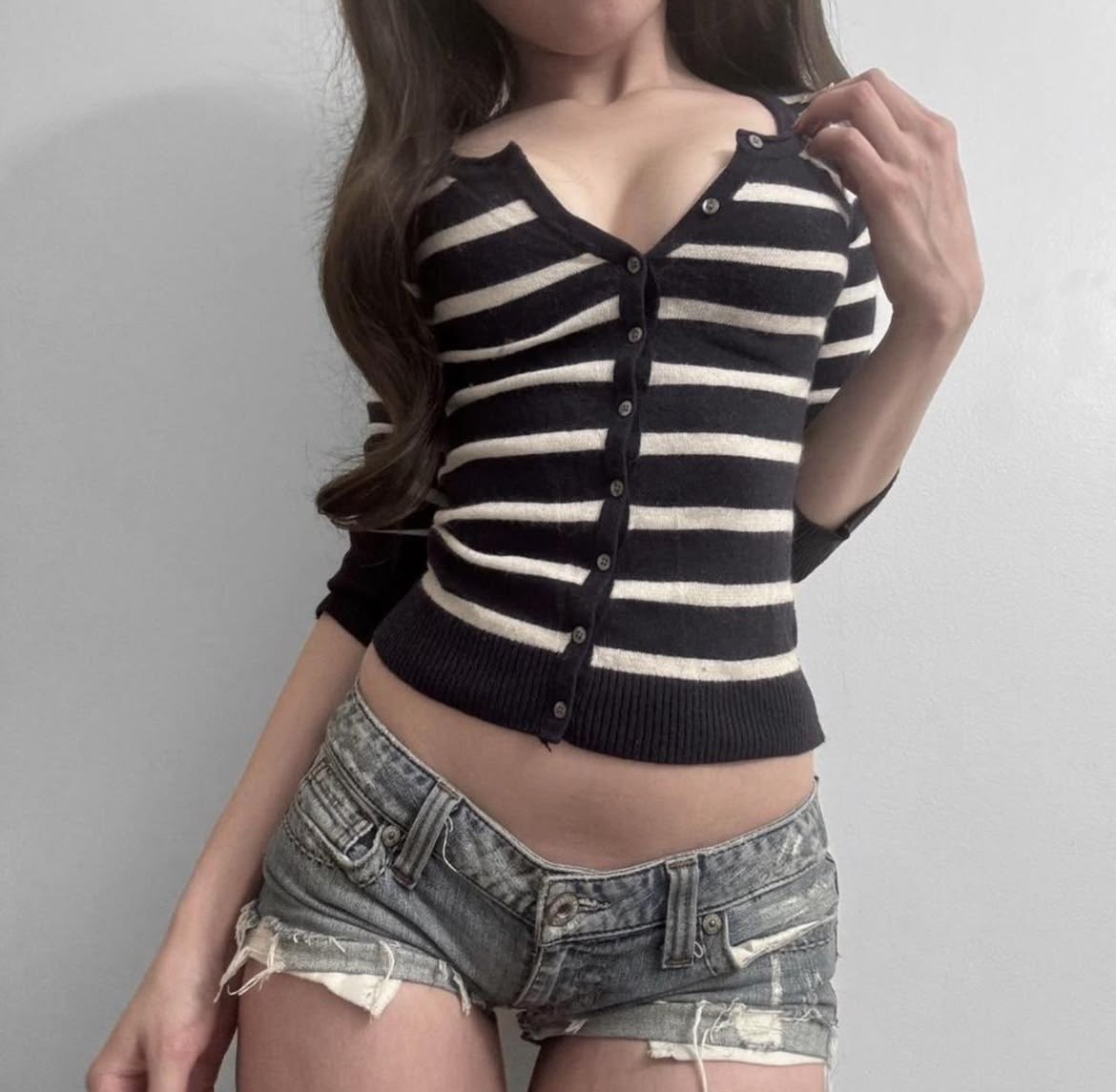 pinkdolliezs's tweet photo. não quero emagrecer por causa de homem, 
quero  emagrecer pra  usar minhas roupas de piriguete https://t.co/0CJgrMJKuS