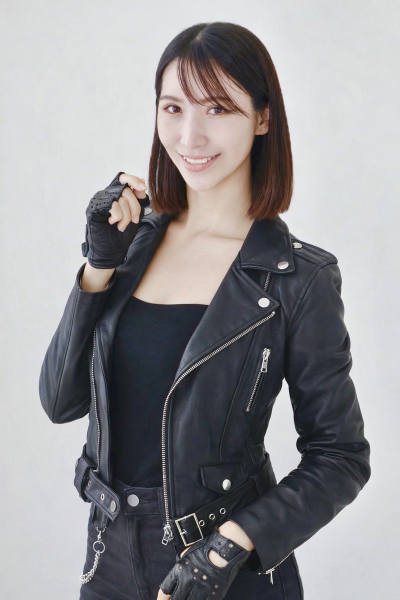 Luv194's tweet photo. 3月20日(金)～22日(日)に開催されます
第42回大阪モーターサイクルショーの
トライアンフモーターサイクルズジャパンブースにて
コンパニオンをさせていただきます🏍³₃💁‍♀️
⁡トライアンフのかっこよすぎるバイク
是非見に来てください🙏🏻❣️
⁡
 #モーターサイクルショー 
 #トライアンフ 
 #triumph https://t.co/eismBI5FF4