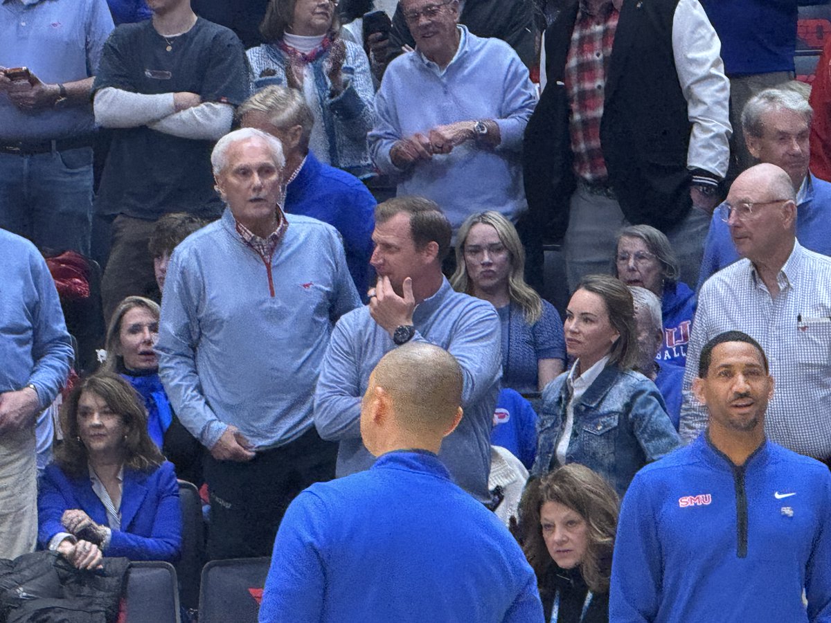 Lia Assimakopoulos tweet media