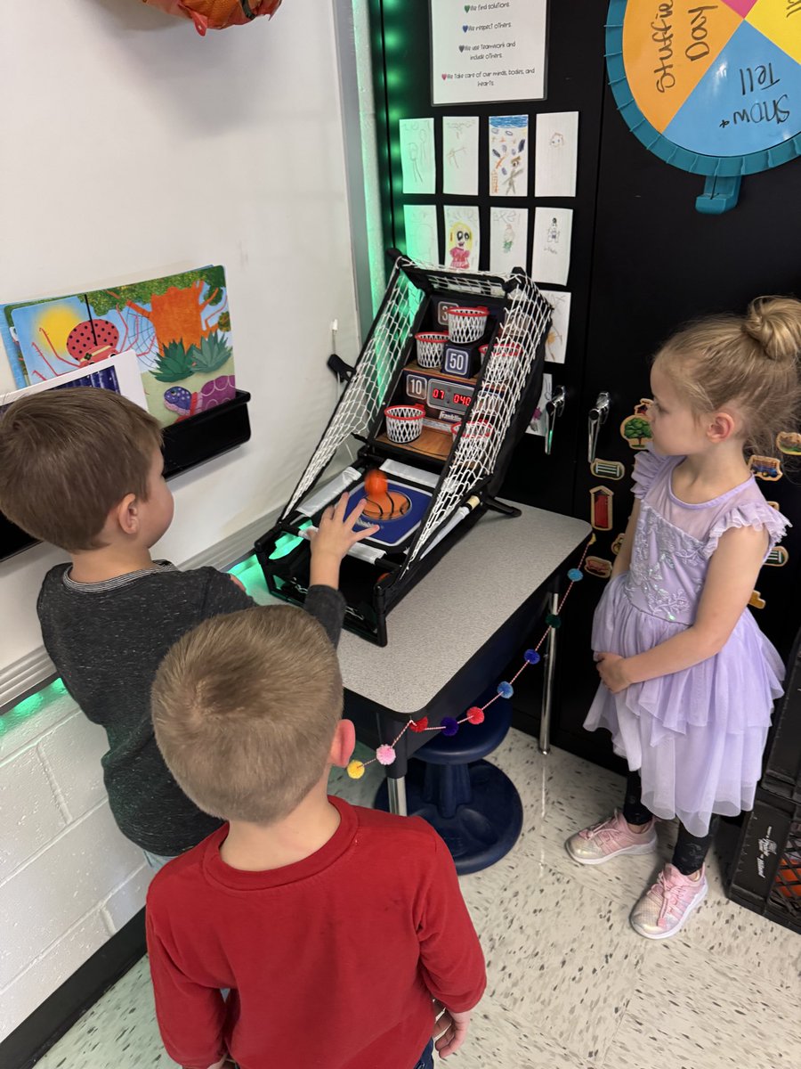 Mrs. Kollack tweet media