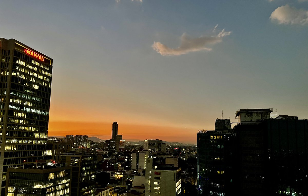 𝐉𝐚𝐯𝐢𝐞𝐫 𝐋𝐨𝐳𝐚𝐧𝐨 𝐀. tweet media