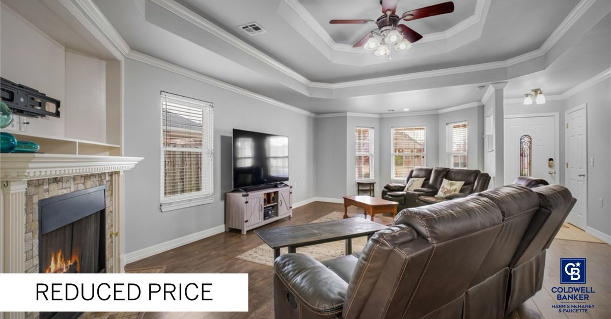 12StonesNWA's tweet photo. 📍 Reduced Price 📍 This recently reduced home at 1011 W Green Acres Place in Rogers won't last long, so, don't wait to set up a showing! Reach out here or at (479) 225-5448 for more information!

Call or text me anytime!
Cell: 479... https://t.co/sm4pfqIS6s https://t.co/uOEbQONPhF