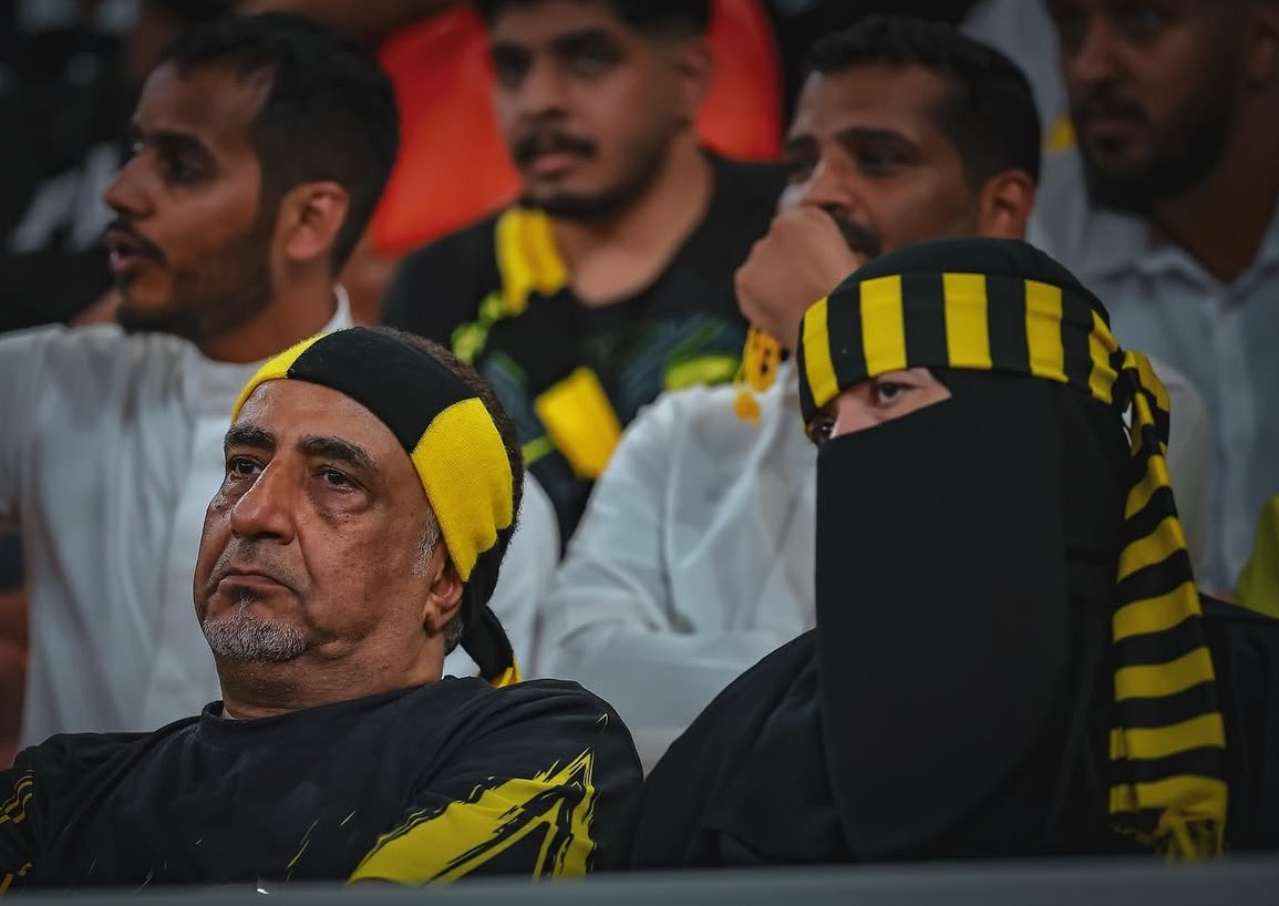 InsiderItti's tweet photo. 🚨🟡 نادي الاتحاد هذا الموسم:

غادر كأس السوبر رغم تفوقه العددي ❌

غادر كأس الملك أمام الخلود ❌

يحتل المركز الـ6 دوريًا ❌

تعثر 19 من 39 مباراة - لم يسجل في 6 منها ❌

استقبل 4 أهداف في لقاء واحد (مرتين) ❌

تلقى 9 بطاقات حمراء ❌

— موسم محبط لـ جمهور #الاتحاد الوفي! 💔 https://t.co/PzlzpR93Yv