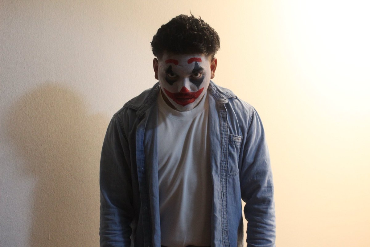 MoonManAbuser tweet media