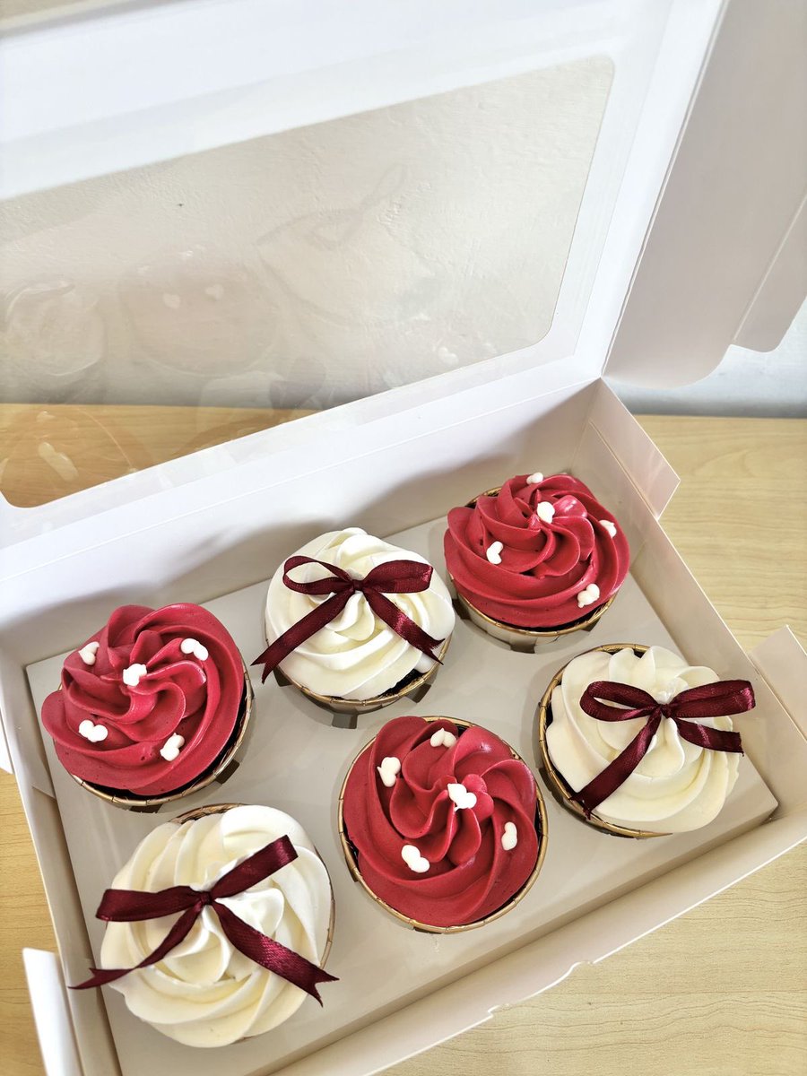 J4KESWEET's tweet photo. Cupcakes o galletas?
ENHYPENの遺産を悪用しないでください

#LET_HEESEUNG_DO_BOTH
#RESPECT_ENHYPEN
#ENHYPEN_IS_7 https://t.co/tEWyfUF8Rb