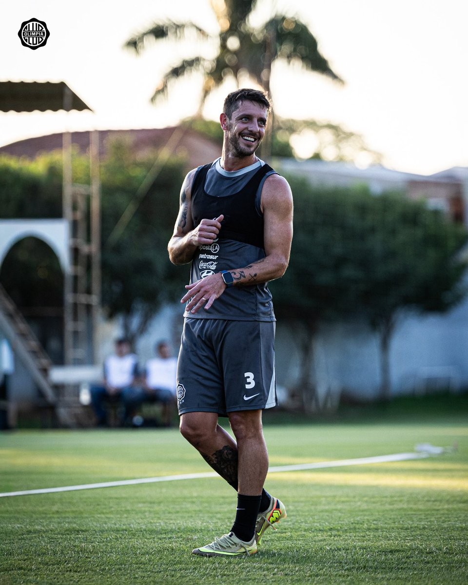 Club Olimpia tweet media