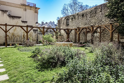 parisladouce's tweet image. Paris : Jardin des Abbesses, évocation modeste de l'ancienne Abbaye des Dames de Montmartre, vaste domaine patrimonial nationalisé et démantelé à la Révolution - XVIIIe arr
parisladouce.com/2026/03/jardin…
#paris #paris18 #montmartre #jardin #patrimoine